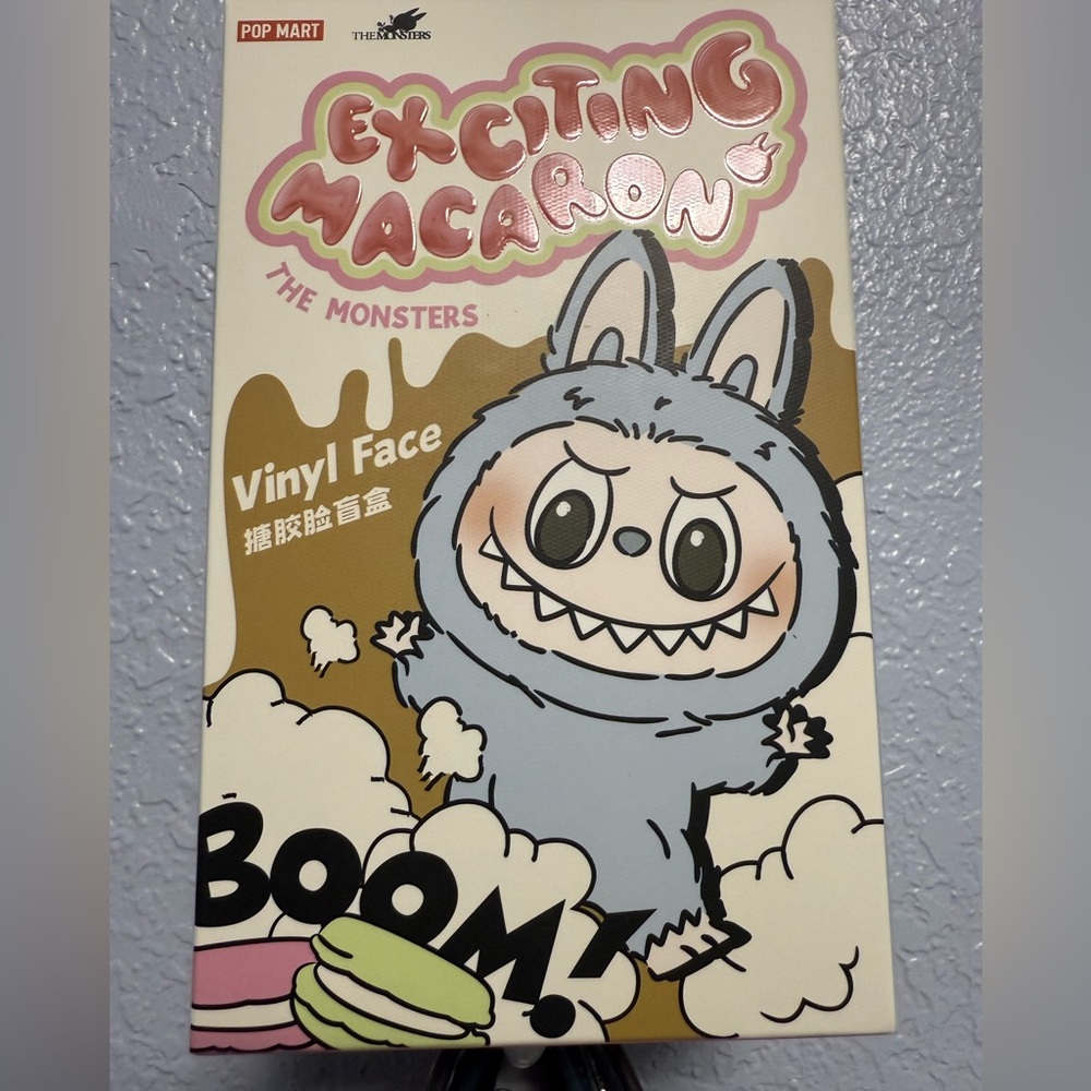 Exciting Macaron Labubu